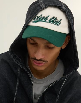 Кепка с вышивкой