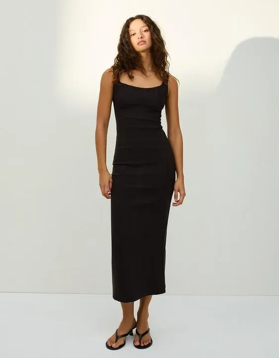 Платье миди из бенгалина на бретелях- Заказать в России