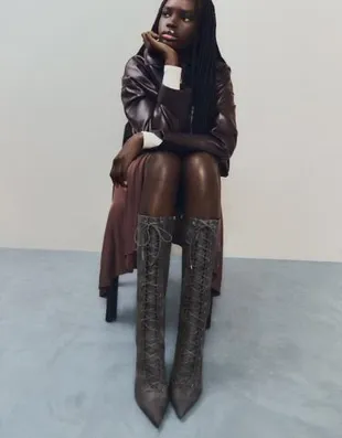 LACE-UP HEELED BOOTS- Заказать в России