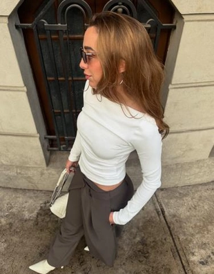 Bershka Футболка асимметричного кроя с длинным рукавом