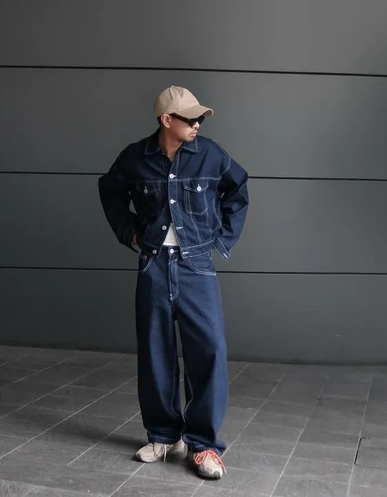 Джинсы объемного свободного кроя- Заказать в России