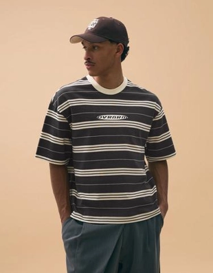 Футболка геометрического кроя с короткими рукавами и принтом