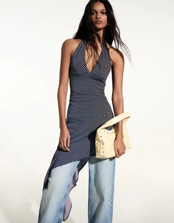 Мини-платье асимметричного кроя- Заказать в России