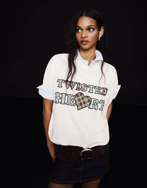 Футболка с нашивкой