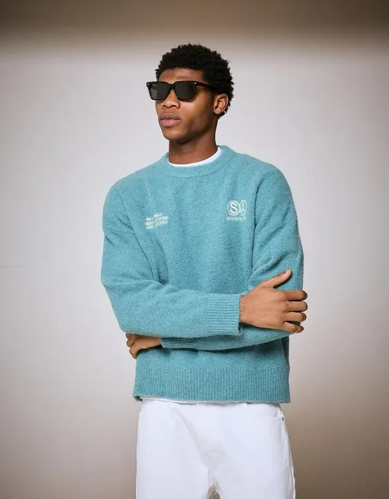 Свитер с круглым вырезом и принтом