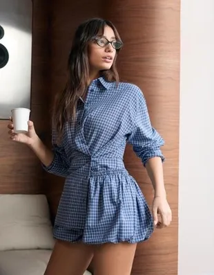 Рубашка с длинными рукавами и запахом на пуговицах- Заказать в России