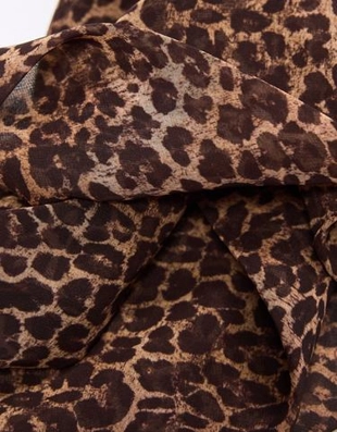 Bershka Платок с анималистичным принтом