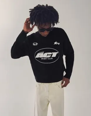 Свитер из синели с круглым вырезом и принтом- Заказать в России