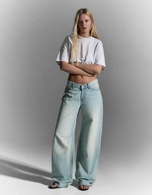 Bershka Джинсы свободного кроя с низкой посадкой