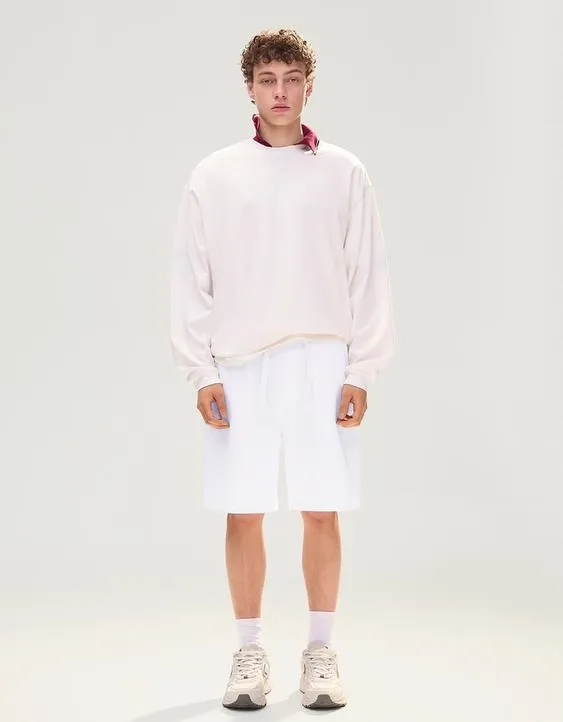 Базовые шорты-бермуды из мягкой ткани- Заказать в России