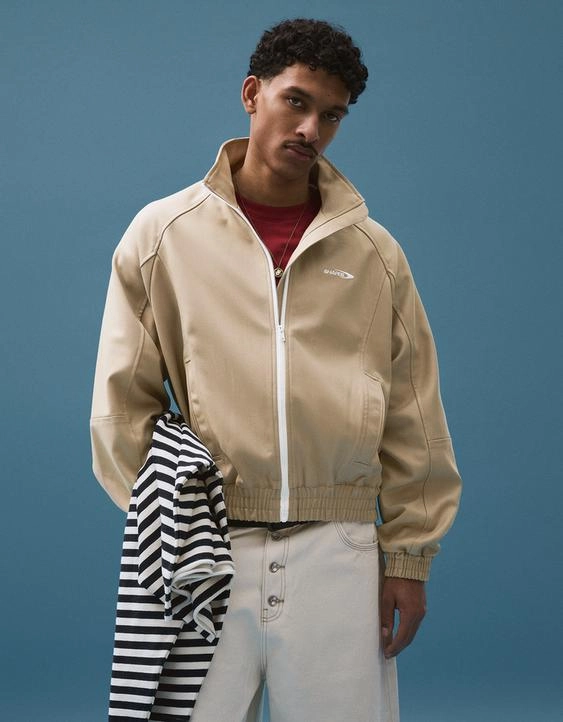 Bershka Куртка на молнии с принтом