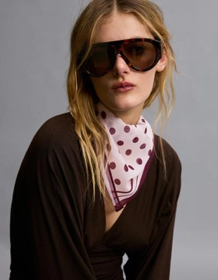 Bershka Платок-косынка в горошек купить с доставкой.