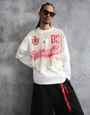 Футболка геометрического кроя с короткими рукавами и принтом- Заказать в России