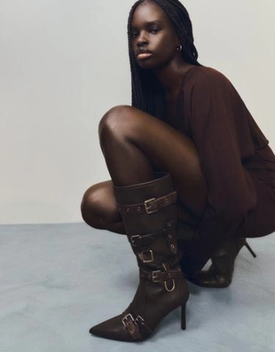 Bershka Сапоги на каблуке с пряжками купить с доставкой.