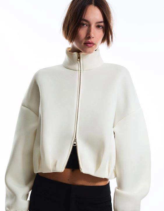 Bershka BALLOON NEOPRENE EFFECT ZIP SWEATSHIRT