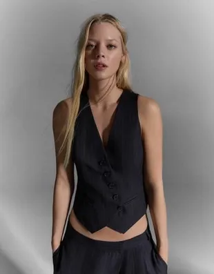 Жилет в полоску