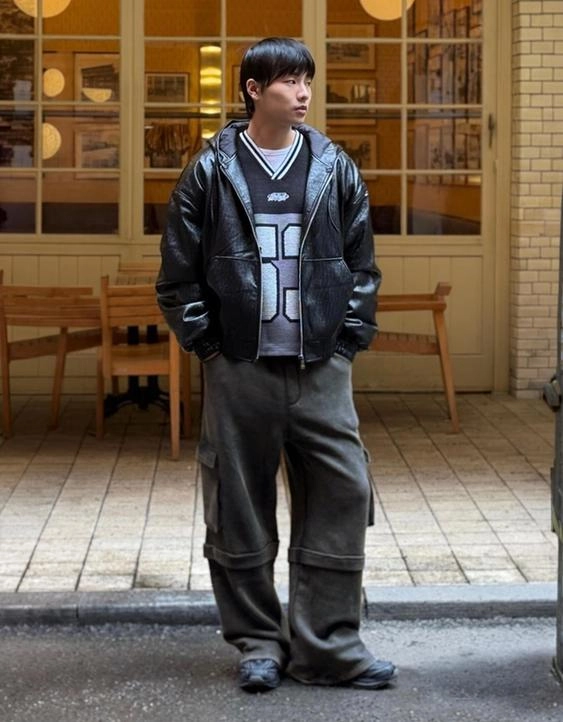 Bershka Брюки карго свободного кроя