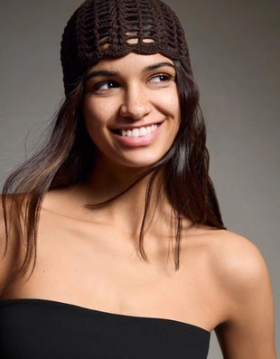 Bershka Вязаная шапка-бини купить с доставкой.