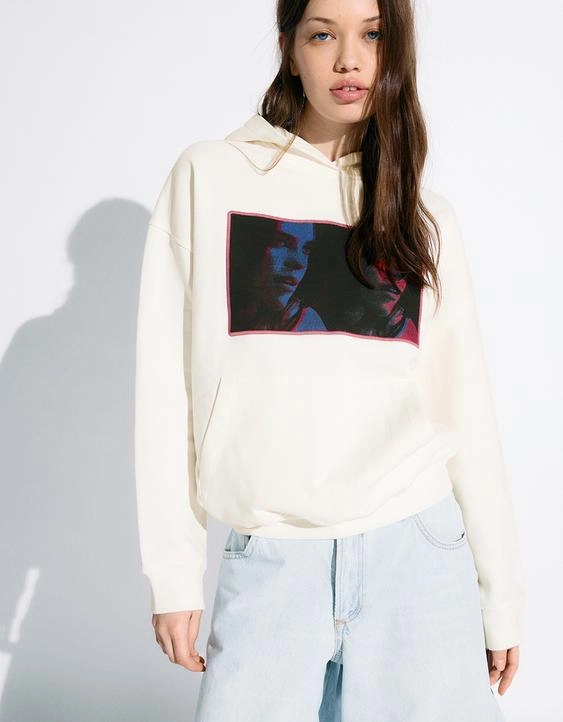 Bershka Худи с принтом билли айлиш купить с доставкой.