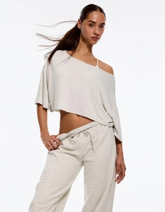 Асимметричная футболка с короткими рукавами