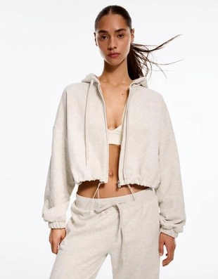 Bershka Худи на молнии с капюшоном и рукавами-фонариками купить с доставкой.