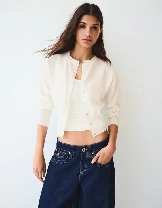 Кардиган с круглым вырезом на пуговицах- Заказать в России