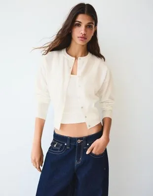 Кардиган с круглым вырезом на пуговицах- Заказать в России