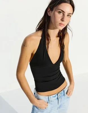 Топ с горловиной халтер- Заказать в России