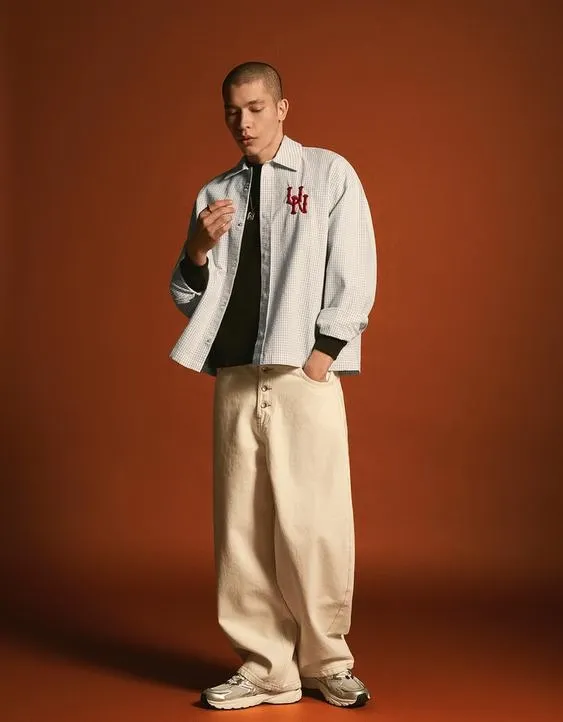 Джинсы-бананы