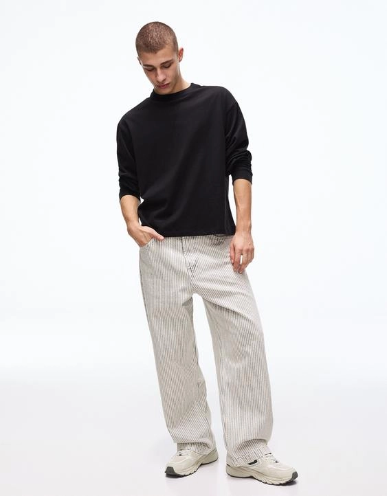 Bershka Джинсы-бананы