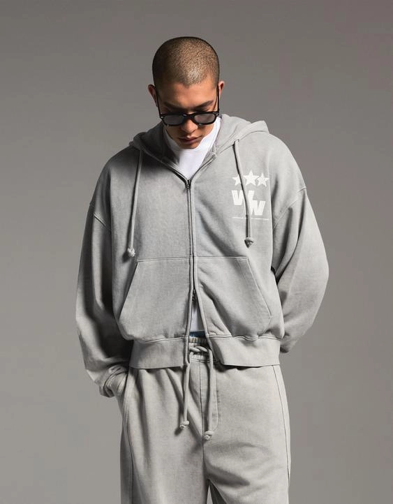 Bershka Толстовка геометрического кроя на молнии с принтом купить с доставкой.