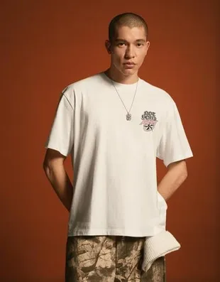 Футболка с короткими рукавами и принтом- Заказать в России