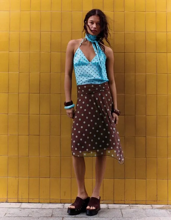 Асимметричная юбка-миди в горошек- Заказать в России