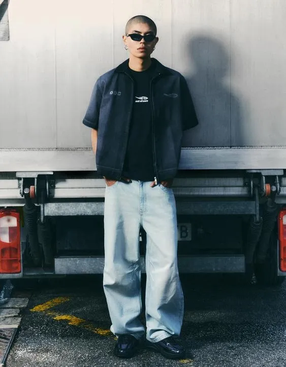 Рубашка геометрического кроя с короткими рукавами и вышивкой Out Of Core- Заказать в России