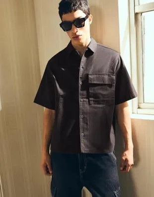 Рубашка геометрического кроя с короткими рукавами- Заказать в России