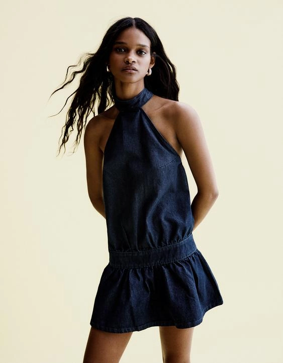 Bershka Джинсовое мини-платье купить с доставкой.