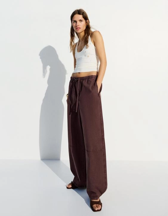 Bershka Широкие джинсы бананы с низкой посадкой купить с доставкой.