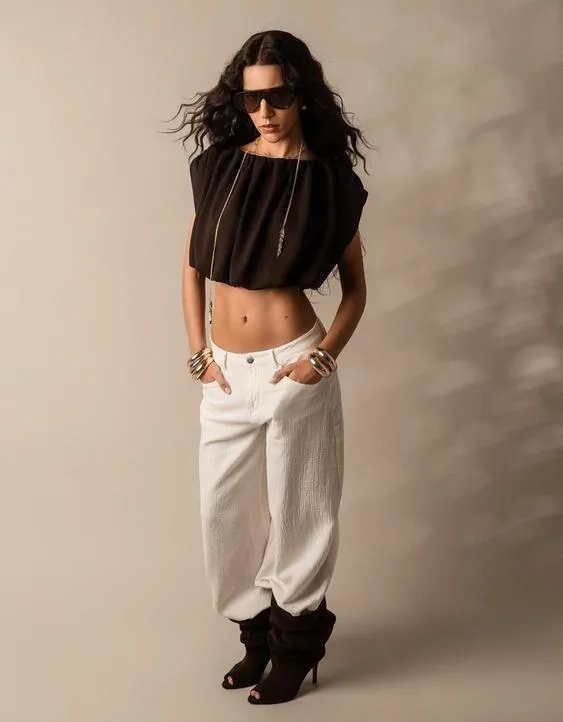 Джинсы-бананы с широкими штанинами и низкой посадкой- Заказать в России