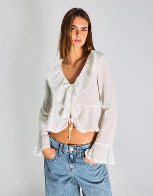 Bershka Блуза в стиле рустик с длинными рукавами и воланами купить с доставкой.