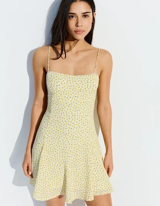 Мини-платье на бретелях с цветочным принтом- Заказать в России