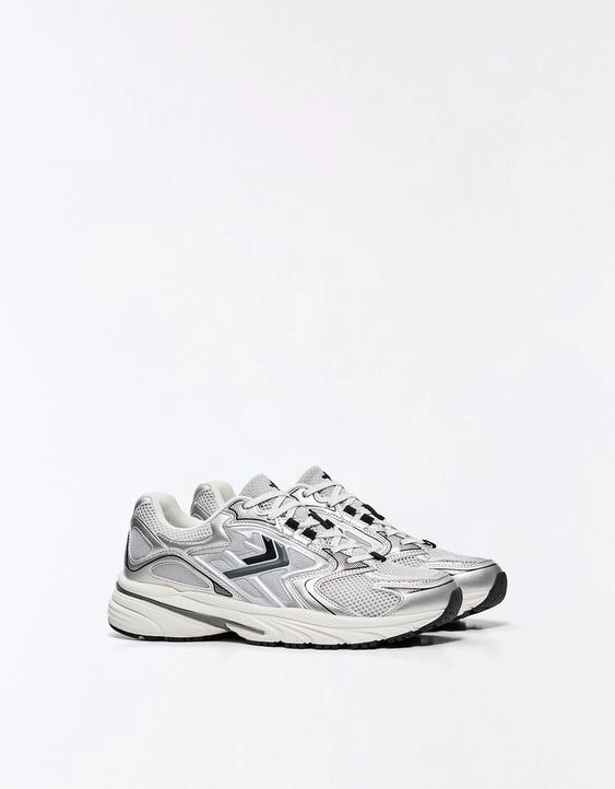 Bershka Кроссовки с контрастными вставками