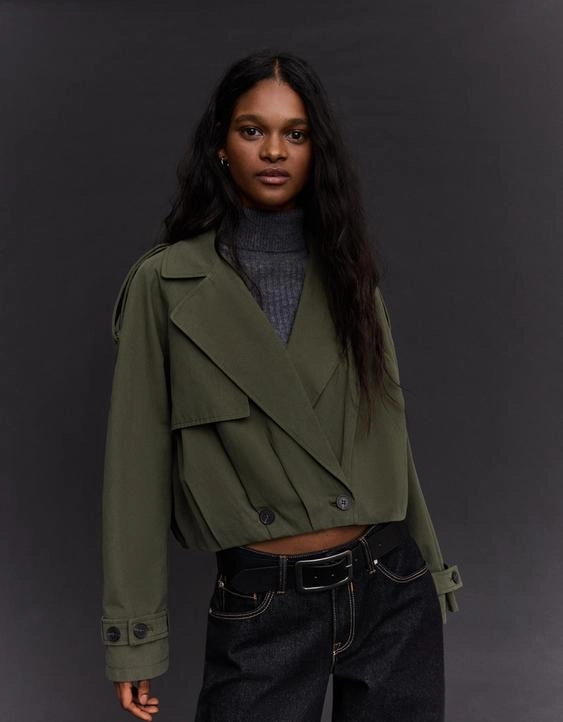 Bershka Укороченный тренч с рукавами-фонариками купить с доставкой.