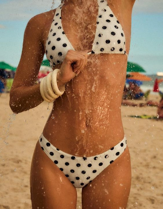 Bershka Плавки бикини в горошек