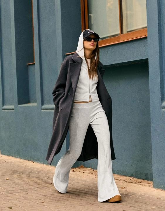 Bershka Расклешенные брюки из мягкой ткани с модалом купить с доставкой.