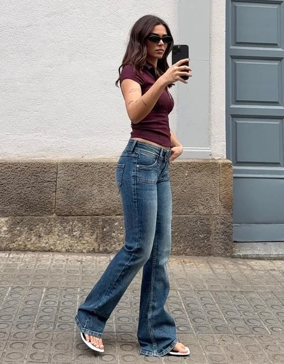 Расклешенные джинсы с низкой посадкой