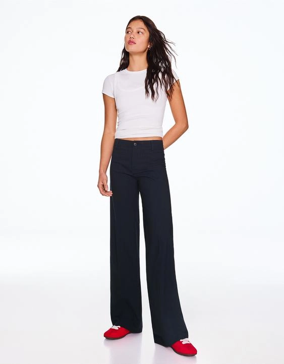 Bershka Брюки с широкими штанинами