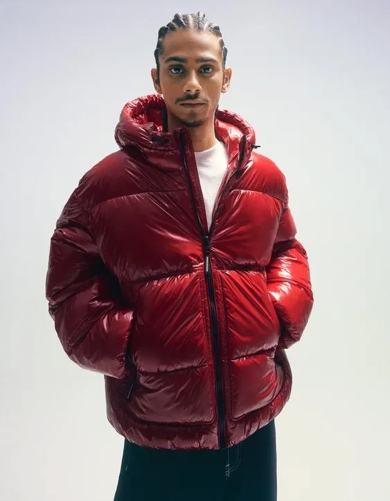 Пуховик с капюшоном- Заказать в России