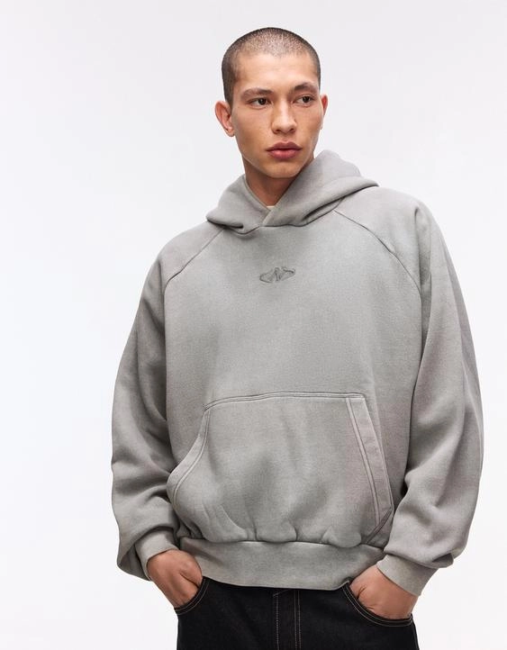 Bershka Худи геометрического кроя купить с доставкой.