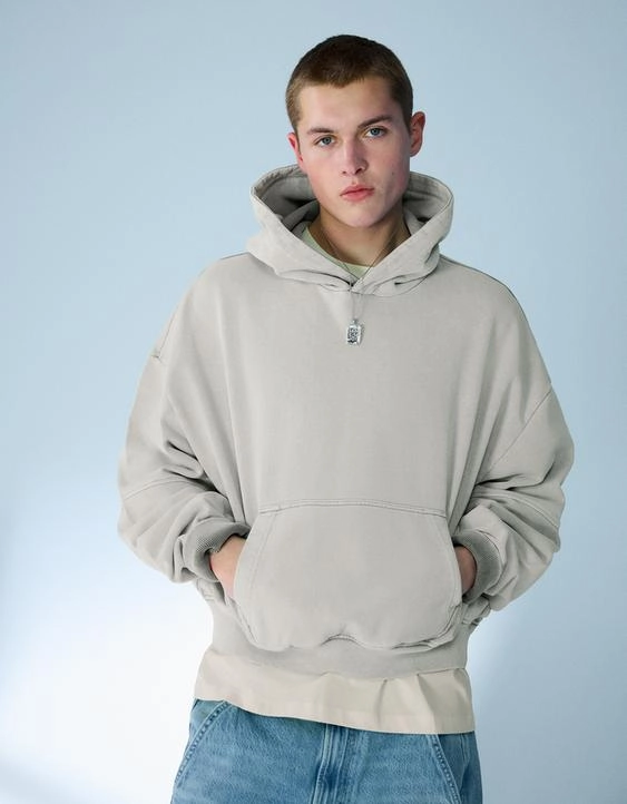 Bershka Худи объемного кроя с эффектом потертости