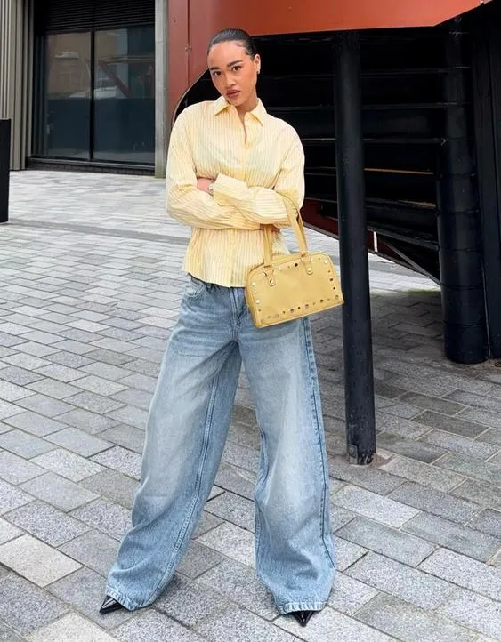 Сумка-боулинг с заклепками- Заказать в России